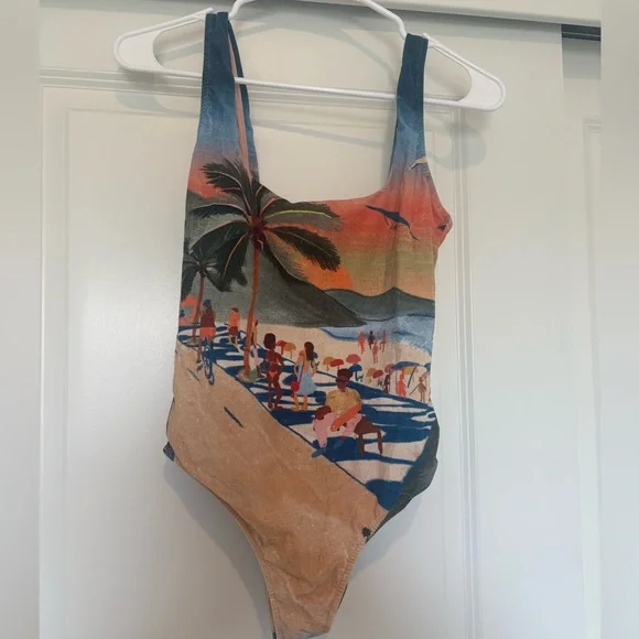 FARM RIO Carioca One piece - Picture 2 of 5